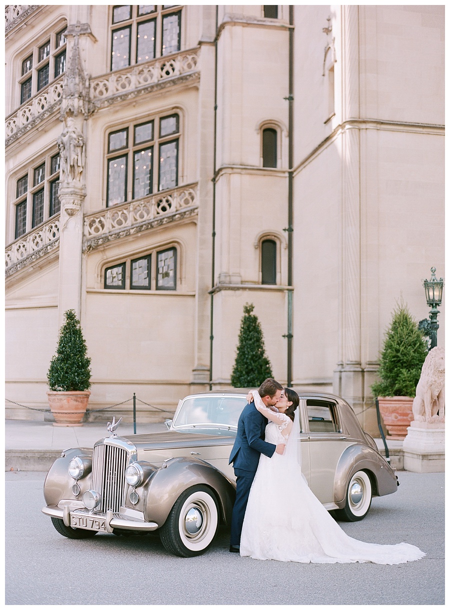 bride and groom, wedding limo, asheville limo, wedding bentley, biltmore wedding, wedding dress, wedding photos, biltmore wedding photographer, asheville wedding photographer